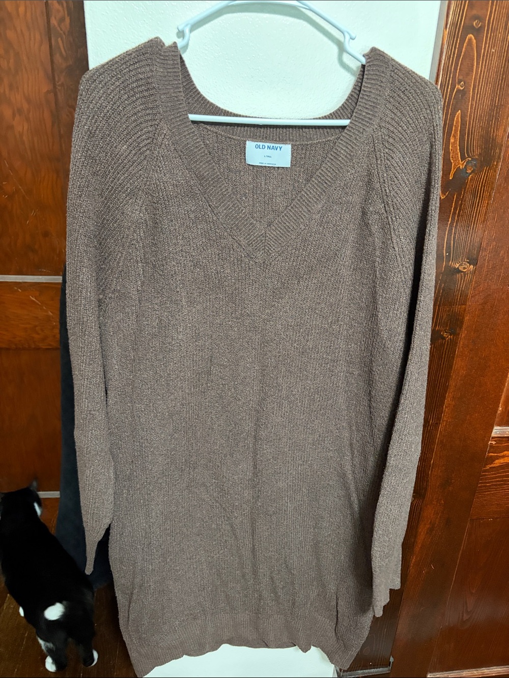 Old Navy Women's V-Neck Brown Knit Sweater
